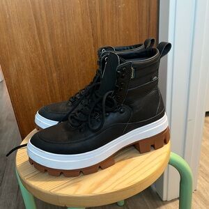 Vans Colfax Altitude Mte-2 in Black & White Mens 6.5